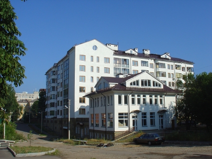 Жилой дом с автостоянкой и блоком обслуживания  по ул. 2 линия Красноармейской слободы в г. Смоленске_1.JPG